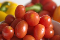 Frische reife rote Tomaten — Stockfoto