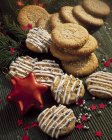 Biscuits aux arachides aux graines de sésame — Photo de stock