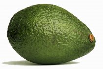 Свіжий зелений авокадо — стокове фото