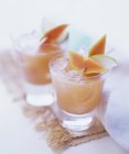 Fruity summer drink — Stock Photo