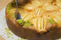 Saupoudrer de gâteau aux pommes — Photo de stock