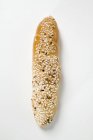 Bastón de pretzel salado con alcaravea - foto de stock
