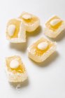 Délice aux amandes et noix de coco — Photo de stock