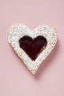 Biscuit en forme de cœur — Photo de stock