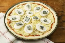 Unbaked Three cheese pizza — Stock Photo