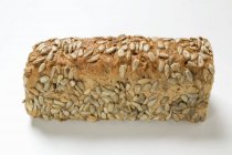 Wholemeal bread with sunflower seeds — Stock Photo