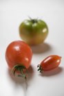 Trois tomates différentes — Photo de stock