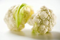 Two cauliflower florets — Stock Photo
