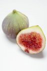 Fresh ripe figs — Stock Photo