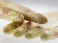 Asparagi freschi bianchi — Foto stock
