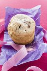 Cranberry biscuits in gift paper — Stock Photo