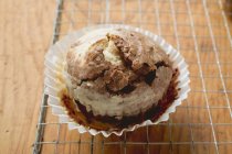 Schokolade und Vanille Muffin — Stockfoto
