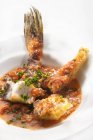 Суп из рыбы и помидоров — стоковое фото