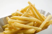Смажені картопляні чіпси — стокове фото