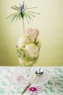 Ice cream sundae — Stock Photo