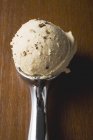 Scoop of ice cream — Stock Photo