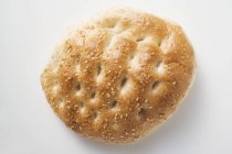 Frisch gebackenes Sesam-Fladenbrot — Stockfoto