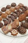 Biscoitos de esponja em forma diferente — Fotografia de Stock