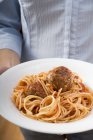 Plate of spaghetti with meatballs — Stock Photo