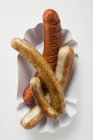 Salsichas bratwursts cozidos — Fotografia de Stock