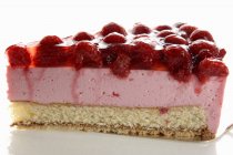 Raspberry cream cake — Stock Photo