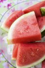 Cunhas de melancia madura fresca — Fotografia de Stock