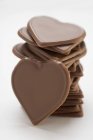 Cuori di cioccolato in pila — Foto stock
