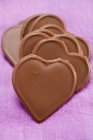 Corações de chocolate empilhados — Fotografia de Stock