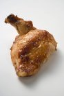 Trozo de pollo asado - foto de stock