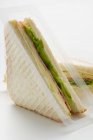Sanduíches de presunto e queijo — Fotografia de Stock