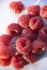 Fresh ripe raspberries — Stock Photo