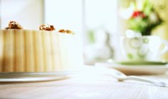 Gâteau aux noix fait maison — Photo de stock
