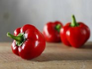 Pimentas vermelhas maduras — Fotografia de Stock