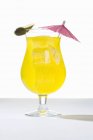 Alcohol fruit cocktail — Stock Photo