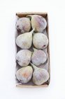 Figues fraîches en boîte — Photo de stock