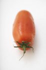 Красный сливовый помидор — стоковое фото