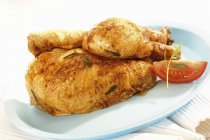 Moitié de poulet rôti — Photo de stock