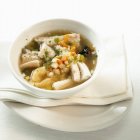 Угорь суп с овощами — стоковое фото