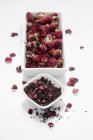 Hojas de té de rosa seca - foto de stock