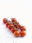 Tomates cerises fraîches — Photo de stock