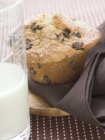 Muffin aux pépites de chocolat — Photo de stock