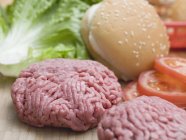 Ingredientes para hacer hamburguesas - foto de stock