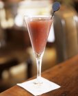 Closeup view of glass of strawberry cocktail — Stock Photo