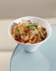 Rice noodle salad with shrimps — Stock Photo