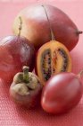 Ассорти экзотических фруктов — стоковое фото
