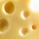 Emmentaler Käse mit Löchern — Stockfoto