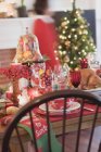 Рождественский стол — стоковое фото