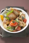Ried tofu with vegetables — Stock Photo
