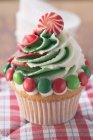 Cupcake für Weihnachten dekoriert — Stockfoto