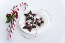 Chocolate star-shaped biscuits — Stock Photo